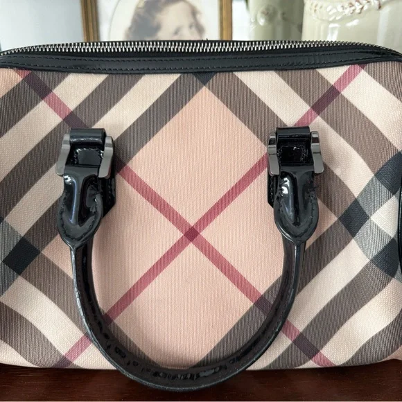Burberry Checkered Tote in Pink and Black - Picture 2 of 3